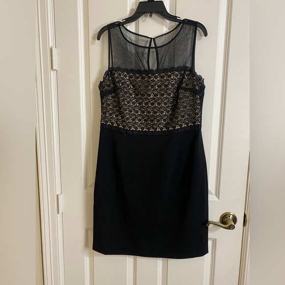 Black dress w/ lace & sheer top size 12 Ivanka Trump great condition! Flattering - Picture 5 of 12